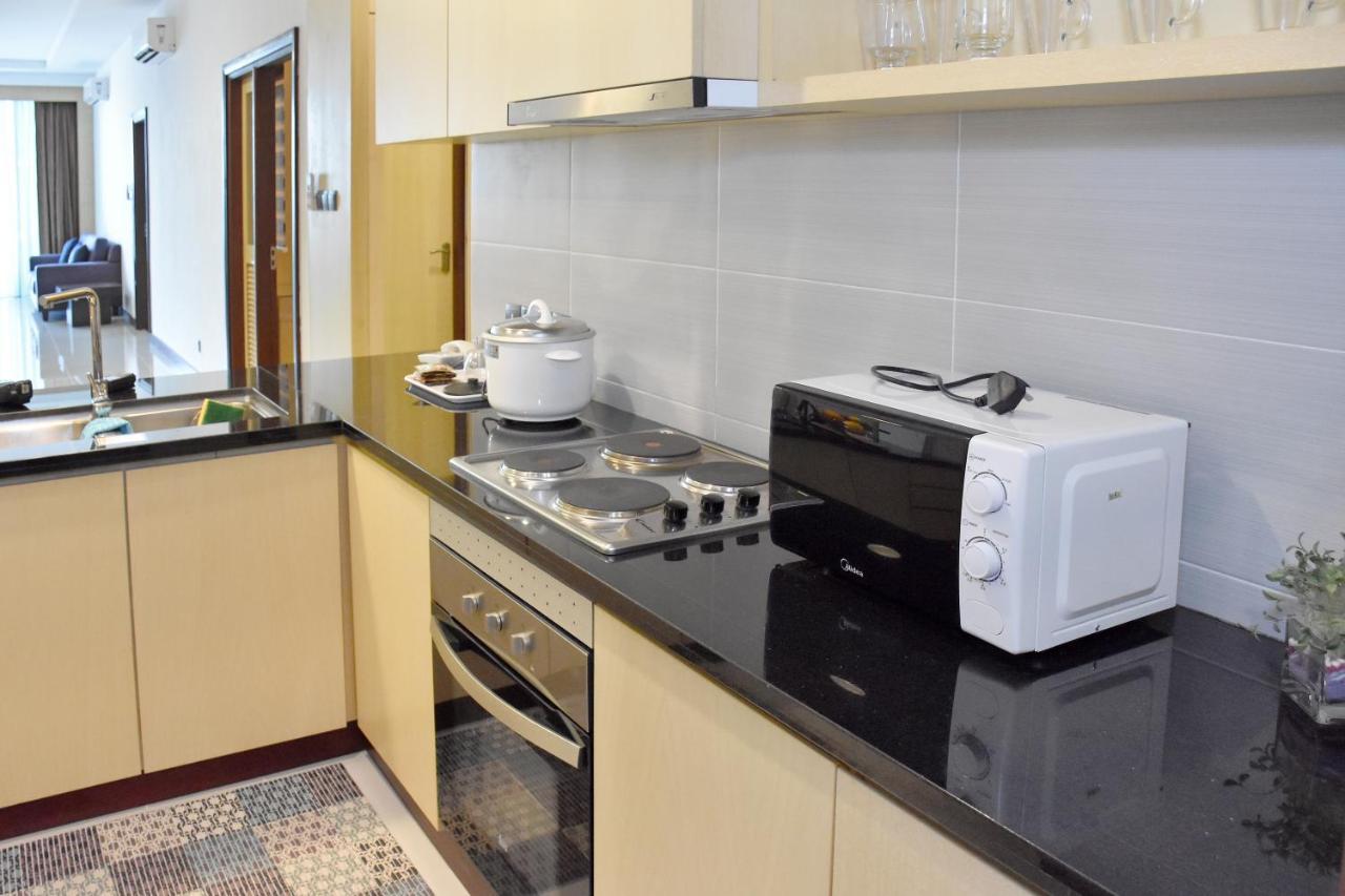 Bernard Holiday Home @ Imperial Suites Kuching Buitenkant foto
